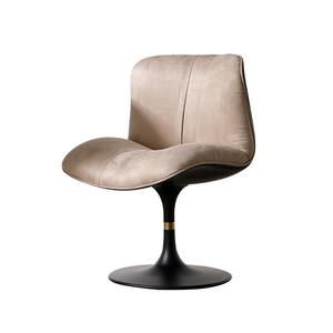 Chaise de salle à manger en plastique minimaliste nordique Marilyn - Écologique et facile à nettoyer pour la maison, le bar, la chambre à coucher, l'<span class=keywords><strong>atelier</strong></span> - Product Image 3