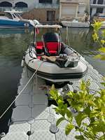 Blocs flottants modulaires en PVC en gros pour quais de bateaux et plateformes flottantes