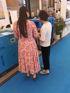 8 bar 24m3/min בורג סיבובית מדחס אוויר 180כ "ס/132kw שימון/גז מונע גלילה נייד סוג מנוע ליבה נושאת מנוע ליבה נושאת מנוע - Product Image 4