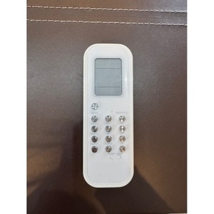 Télécommande de climatiseur Collins RG35BBGE blanche à code fixe compatible avec Midea - Product Image 1