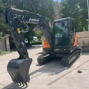 Nuovissimo Escavatore Cingolato Develon DX60D, Mini Escavatore Idraulico da 6 Tonnellate - Product Image 2