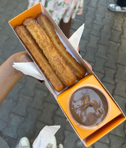 Caja de papel para patatas fritas para llevar comida personalizada, caja de papel desechable para <span class=keywords><strong>Churros</strong></span> con agujeros para salsa, caja de embalaje para <span class=keywords><strong>Churros</strong></span> - Product Image 4