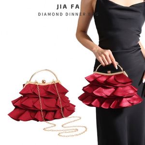 Nuevo Bolso de Mano para Fiesta 2026, Color Vino Tinto, con Pedrería y Pétalos de Rosa, Elegante, con Cadena, Cierre de Hebilla, para Banquete, de Poliéster - Product Image 1