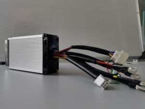 Scooter de tricycle de véhicule électrique de la puissance élevée 48v DC avec le contrôleur sans brosse de conducteur - Product Image 4