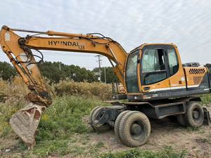 Excavadora de Ruedas Hyundai Usada de 15 Toneladas, Excavadora Hidráulica Coreana Original con Motor y Bomba Cummins - Disponible en Stock - Product Image 2