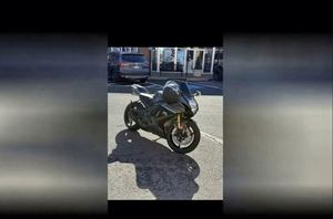 Moto Suzuki Sportbikes <span class=keywords><strong>Boulevard</strong></span> C50T Special 2025 PRÊTE À LA VENTE – PROMO SPÉCIALE - Product Image 2