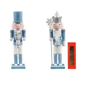 2024 nouvelles décorations de noël 30cm/11.8inc <span class=keywords><strong>bleu</strong></span> ciel argent neige en bois étain soldat <span class=keywords><strong>casse</strong></span>-<span class=keywords><strong>noisette</strong></span> pour cadeau de noël artisanat exquis - Product Image 1