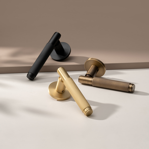 Juego de Manijas de Puerta de Latón H59 con Roseta de 65 mm, Manijas para Puertas Interiores, Certificación ISO SGS, Venta al por Mayor de Fábrica, MOQ de <span class=keywords><strong>50</strong></span> Juegos - Product Image 1