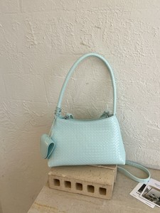 Sac à main pour femme à motif tissé, polyvalent pour tous les jours, sac à bandoulière chic, petit sac à main pour les sorties - Product Image 3