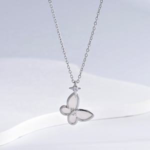 Precio de fábrica, collar delicado de plata de ley 925 para mamá, colgante de mariposa de verano, amuleto de amistad, collares de animales lindos para niñas - Product Image 4