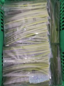 <span class=keywords><strong>Tige</strong></span> de pousse d'<span class=keywords><strong>ail</strong></span> vert de haute qualité nouvelle récolte de pousses d'<span class=keywords><strong>ail</strong></span> frais - Product Image 3