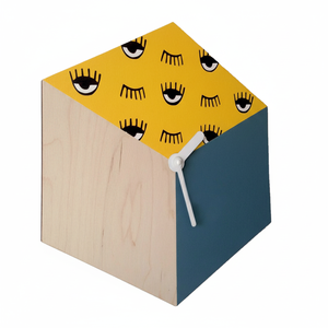 Art mural d'horloge de travail du bois insolite Décor bleu sarcelle jaune et profond Géométrique avec des chiffres pour les nouveaux enfants Blanc attrayant et fantaisie - Product Image 1