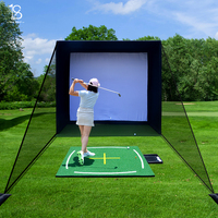 Cage de simulateur d'entraînement de golf intérieur et extérieur pour la pratique sportive Boîtier de simulateur de golf avec filet à chocs et poteaux