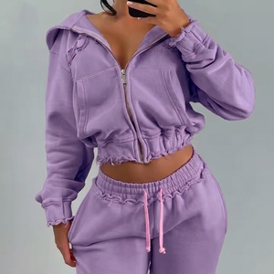 Set Personalizzato con Logo per Donna, Abbigliamento <span class=keywords><strong>Y2K</strong></span>, <span class=keywords><strong>Felpa</strong></span> Corta con Zip e Collo Alto in Cotone e Pantaloncini Coordinati, Completo Sportivo in Due Pezzi - Product Image 1
