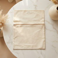 Sac enveloppe en coton et lin recyclable de haute qualité avec fermeture à cordon, logo imprimé à l'écran pour l'emballage de bijoux et de montres