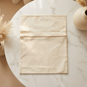 Sac enveloppe en coton et lin recyclable de haute qualité avec fermeture à cordon, logo imprimé à l'écran pour l'emballage de bijoux et de montres - Product Image 3