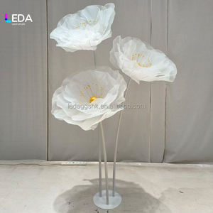 LEDA Soporte de Flores Gigante de Hilo, Superventas, para Eventos de Boda, Decoración Floral Grande Hecha a Mano para el Día de San Valentín - Product Image 1