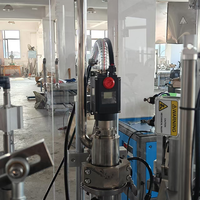 Machine de remplissage et de scellage automatique de tubes souples laminés en plastique par ultrasons NF-40A