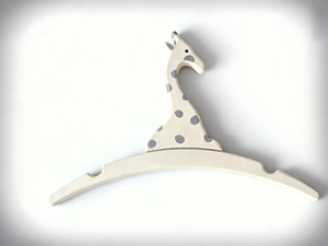 動物の木彫りエコフレンドリーカスタマイズ可能なデザイン子供用洋服ハンガー、ベビーハンガー、ベビーシャワー、収納箱、クローゼット、衣類用 - Product Image 3