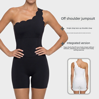 Combinaison de sport asymétrique pour femme avec coussinets de poitrine, effet ventre plat et rehaussement des fesses, séchage rapide, pour yoga et sport