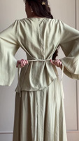 Abaya musulmane modeste en polyester R-838 avec manches longues et taille cintrée |   Ensemble élégant et respirant en 2 pièces