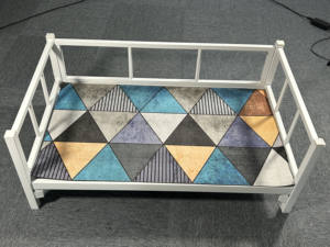 Cama para Mascotas de Lana Tamaño XL al por Mayor, Marco Resistente, Empaquetado Convenientemente en Cartón, Diseño Elevado de Fabricante Chino, Cama Refrescante para Mascotas - Product Image 4