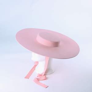 Wijde rand wollen hoed voor dames, platte formele zwarte design bandage voor podiumshows, modieuze outdoor hoge hoed voor de winter - Product Image 4