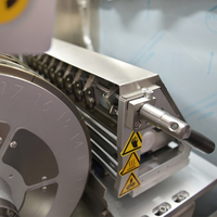 Machine de fabrication de dosettes liquides Polyva, machine de fabrication de dosettes pour lave-linge, machine de conditionnement et de formage de dosettes de lessive DS350