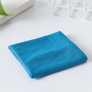 Customizable Microfiber Plain Dyed Solid Color Quick-Dry Sports Towel (Square/Rectangle Shape) for Outdoor Traveling NL-MCT - Product Image 3
