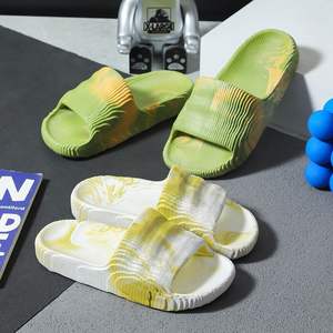 Zapatillas de verano para hombre EVA ocio parejas antideslizante playa interior baño <span class=keywords><strong>pisos</strong></span> al aire libre toboganes Graffiti suela gruesa - Product Image 2