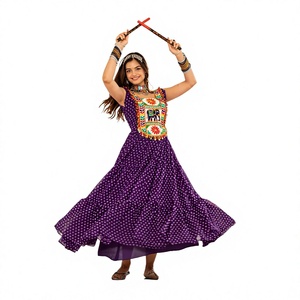 Robe ethnique traditionnelle pour femme en coton violet, longueur ras du sol, avec broderie, coupe ample, style Diwali Inde Pakistan - Product Image 1