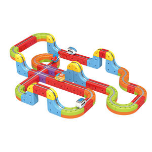 Nuovi Set di Piste da Corsa Flessibili per Bambini con Trenino Elettrico e Giocattoli con Pista Magnetica - Product Image 1