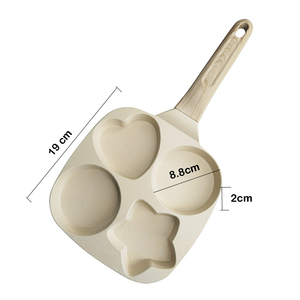 Poêle à frire moderne antiadhésive en aluminium, carrée, à 4 trous en étoile, avec poignée en bois, capacité 1L, compatible induction, passe au four, écologique - Product Image 4