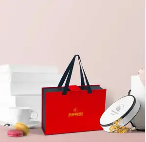 Angemessener Preis Brieftasche und Gürtel Geschenk box benutzer definierte Textil in Handtasche geformte Boxen für Leder handtasche und Brieftasche