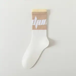 Customization Deodorant And Sweat Absorption Crew Socks Fashion Letter Printed Breathe Socks Wholesale