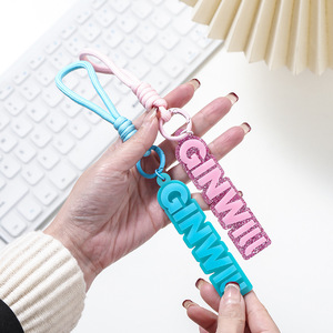 Porte-clés en acrylique avec lettres personnalisées, impression numérique, breloques pour sac à dos DIY, cadeau d'entreprise - Product Image 1