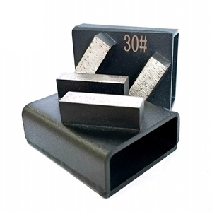 Bloc abrasif en diamant segmenté carré de 75*55*37 mm, dureté moyenne, pour meuleuse, sol en époxy, béton et pierre - Product Image 3