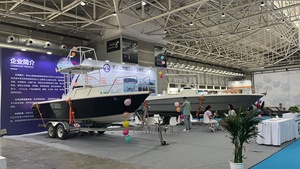 OEM ODM OBM 8.5m Fiberglass Fishing Boat Factory Sale Engine Fiberglass Hull and Lightweight Construction for Long-lasti - Product Image 3
