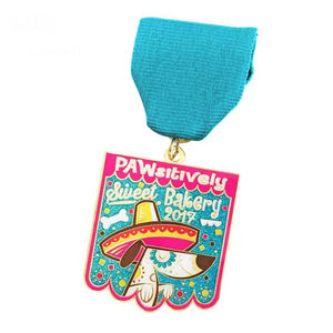 Individuelle Blanko-Sportmedaille aus Glas-Kristall mit Band, Graviertem Logo, Auszeichnungsabzeichen für Meisterschafts-Erkennung und Souvenir - Product Image 6