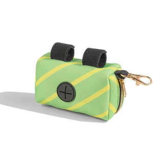 Baskılı Neopren Lüks Evcil Hayvan Dışkı Torbası Özelleştirilebilir Renk ve Logo Su Geçirmez Katlanabilir Köpek Kedi Atık Torbası Toptan OEM/ODM - Product Image 6
