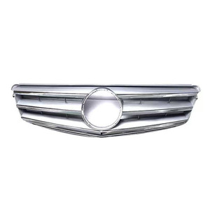 กระจังหน้ารถยนต์เมอร์เซเดส-เบนซ์ C-Class W204 รุ่นปี 2009-2014 วัสดุ ABS แบบเปลี่ยนทดแทน สไตล์ OEM - Product Image 4