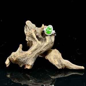 Anillo de <span class=keywords><strong>Jade</strong></span>íta Birmana Natural de Grado A, Anillo de <span class=keywords><strong>Jade</strong></span>íta Birmana en Forma de Calabaza, Anillo de <span class=keywords><strong>Jade</strong></span>íta Birmana <span class=keywords><strong>para</strong></span> Mujer (Con Certificado NGTC) - Product Image 3