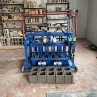 Machine à fabriquer des briques en ciment, très vendue, robuste, durable, multifonctionnelle, facile à utiliser pour produire des briques de différentes tailles