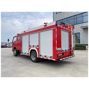 Camión de Bomberos con Bomba 4X2 Euro 3 Diésel, Nuevo Modelo, Color Personalizable de Fábrica, Capacidad del Tanque de Más de 2500L, en Venta - Product Image 4