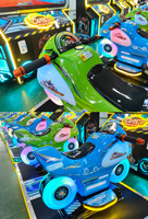 Guangzhou Colorful Sky Supply : Nouvelle machine d'arcade moto avec graphismes éclatants pour jeu de course et divertissement en intérieur