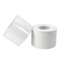 Étiquettes d'usine 50 microns, autocollantes blanches brillantes, rouleau jumbo, imperméables, durables, en PET, pour emballage, personnalisables, promotionnelles