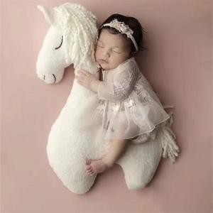 MXRPROPS recién nacido fotografía almohada Caballo Blanco unicornio felpa almohada accesorios para fotografía de bebé - Product Image 6