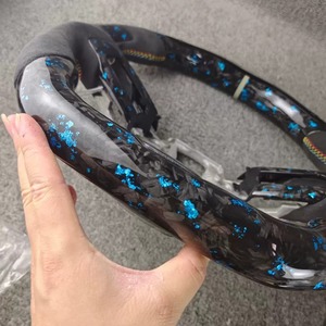 Volante Deportivo Personalizado de Fibra de Carbono Forjado con Detalles Azules y Alcántara Negra para <span class=keywords><strong>Ford</strong></span> <span class=keywords><strong>Mustang</strong></span> S650 S550 <span class=keywords><strong>GT</strong></span> EcoBoost - Product Image 4
