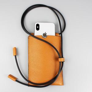 Monedero/bolsa para teléfono tipo bandolera, funda para teléfono de piel sintética, mini bolso, tarjetero vertical (personalizable). - Product Image 1