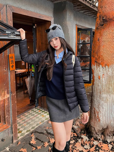 เสื้อผ้าฤดูหนาวใหม่2025ผู้หญิงเสื้อแจ็กเก็ตสั้นน้ำหนักเบาเสื้อผ้าฝ้ายมีฮู้ดเสื้อแจ็กเก็ตขนมปังฤดูใบไม้ร่วงและฤดูหนาว - Product Image 2